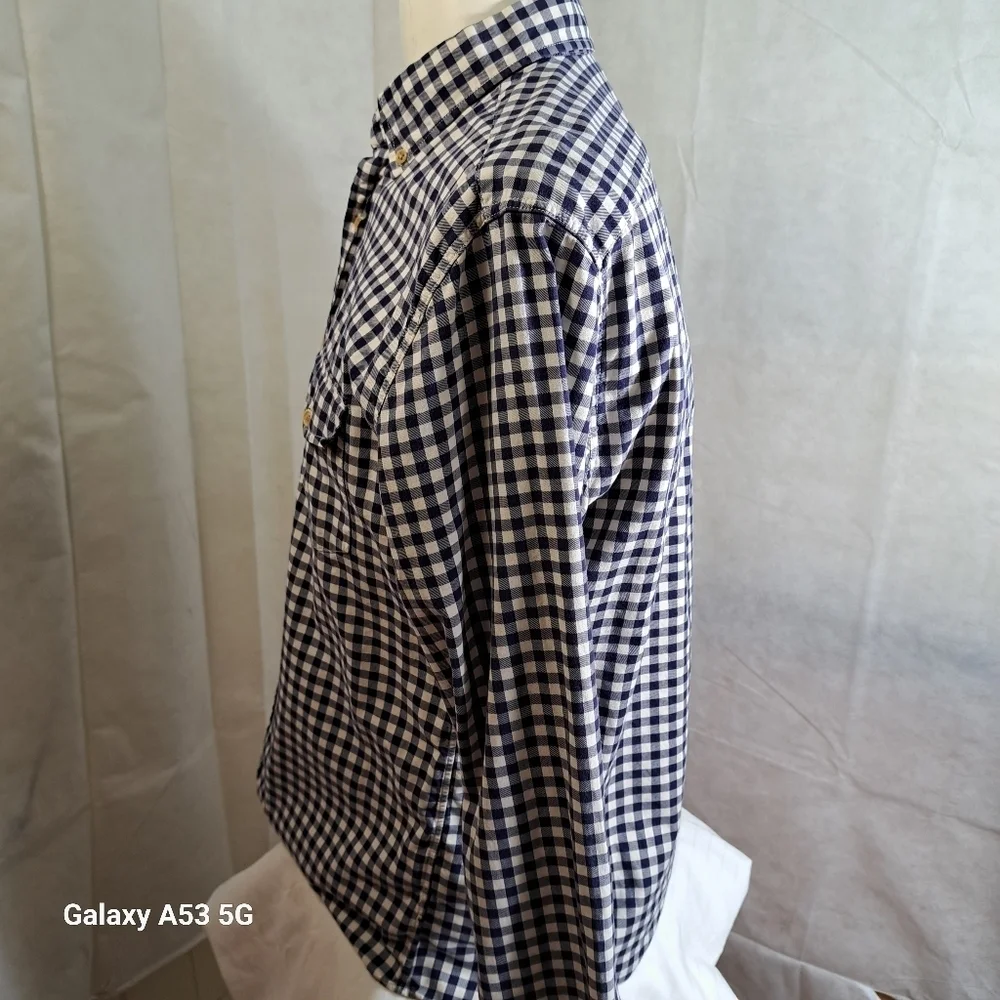 J. Crew Blue & White Long Sleeve Button Down Shirt Men's Size Medium